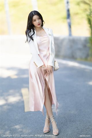 [XiuRen秀人网] No.5088 杨晨晨Yome bright pink slip dress - 0007.jpg