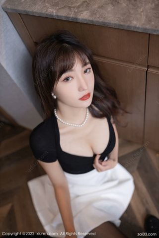 [XiuRen秀人网] No.5095 陆萱萱 White skirt red lace underwear with black silk - 0028.jpg